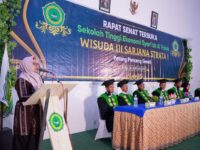 Hadiri Wisuda III STESFA, Wabub Gresik Ibu Aminatun Habibah: Mahasiswa Sebagai Cikal Bakal Entrepreneur Muda